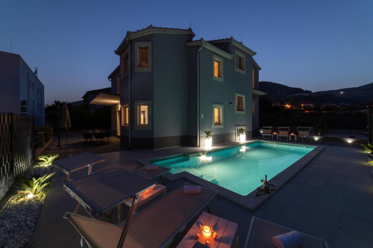Villa Ban Trogir Exterior foto
